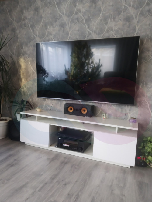 Тумба под тв Морена